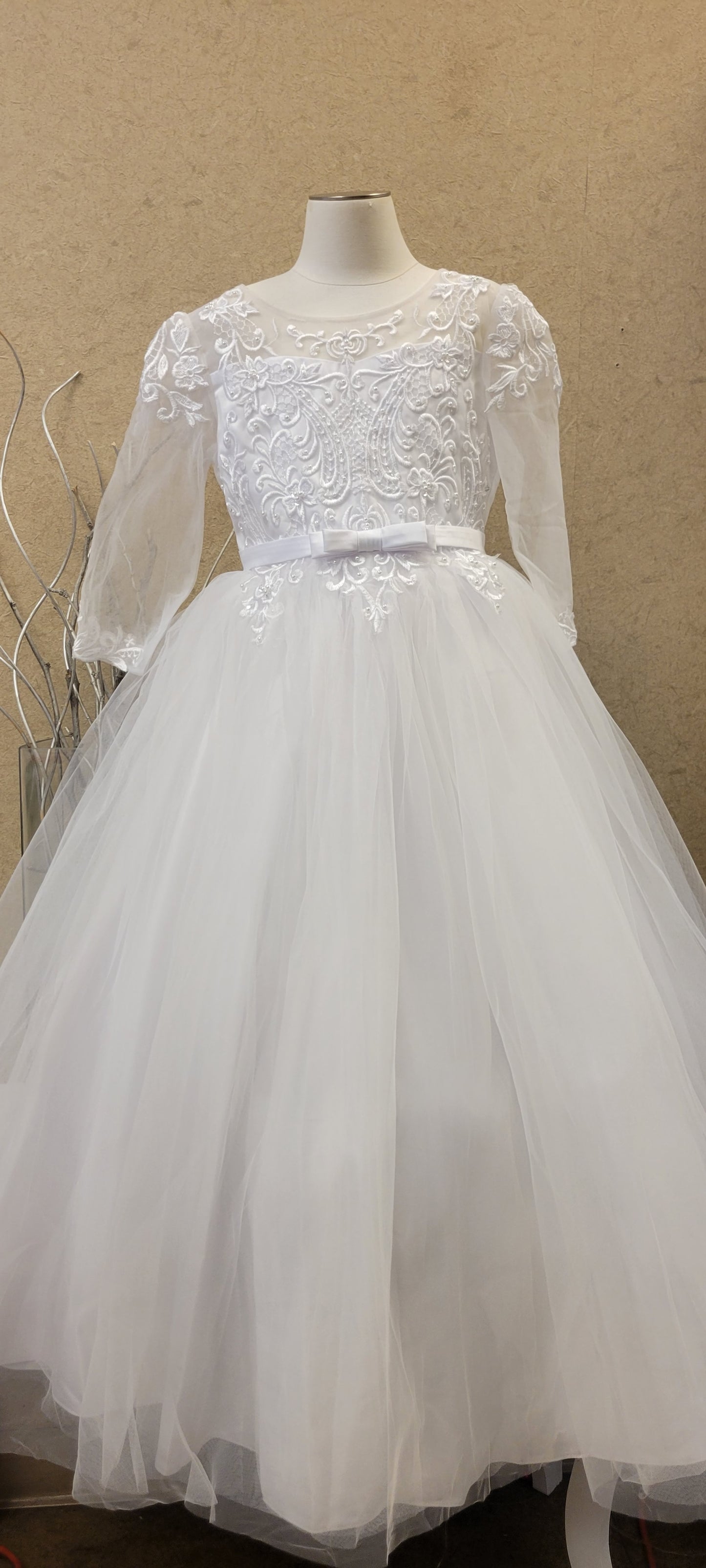 First Holy Communion Dress/vestido de primera comunion white 5830