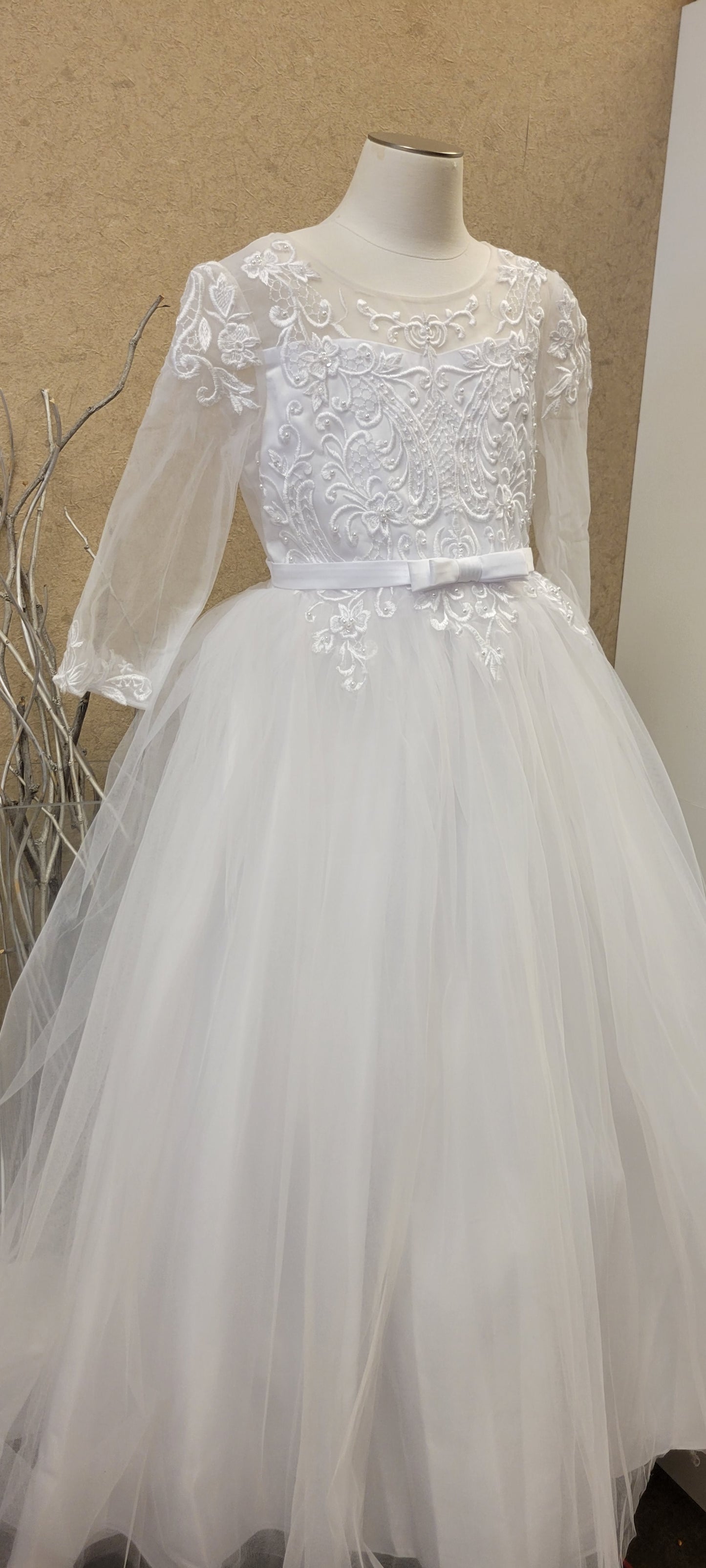 First Holy Communion Dress/vestido de primera comunion white 5830