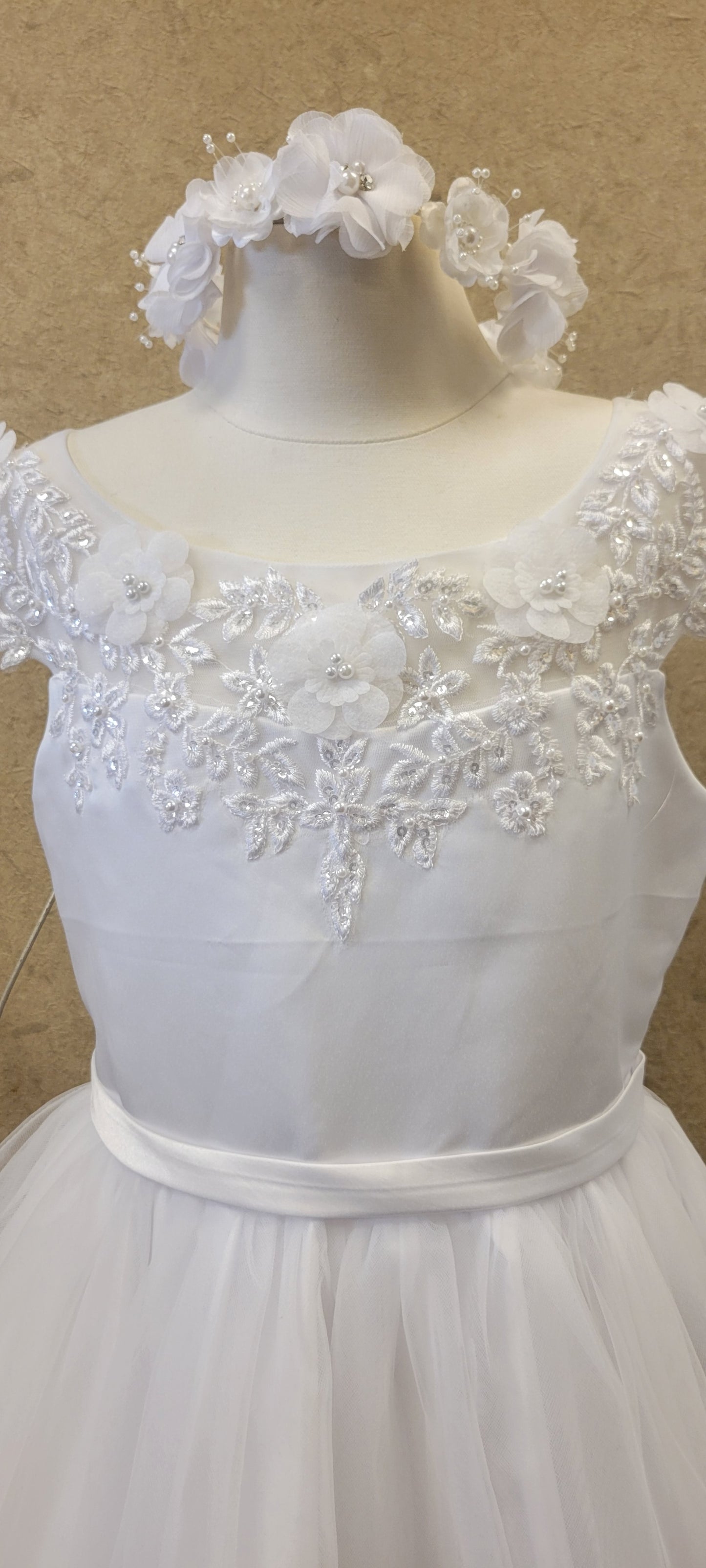 First Holy Communion Dress/vestido de primera comunion white 5842