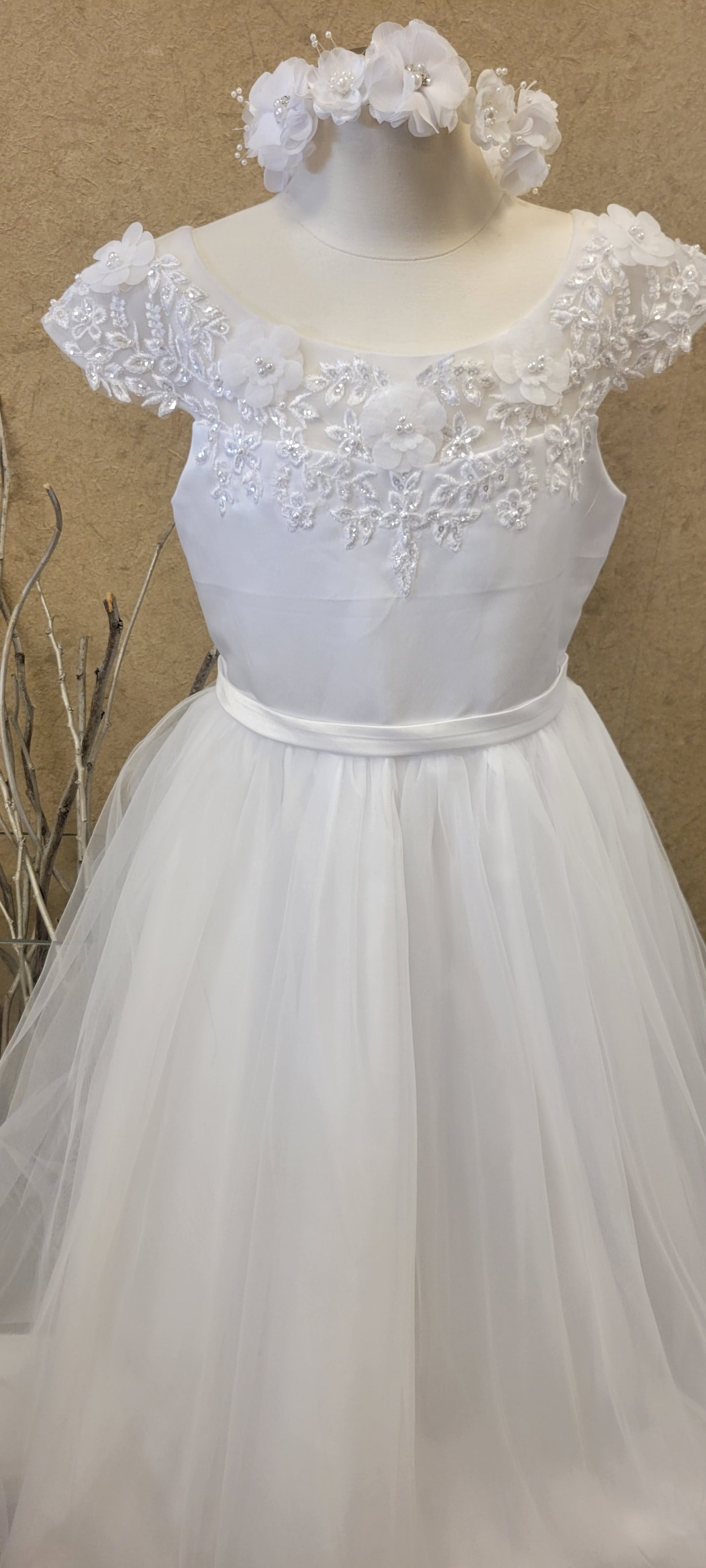 First Holy Communion Dress/vestido de primera comunion white 5842