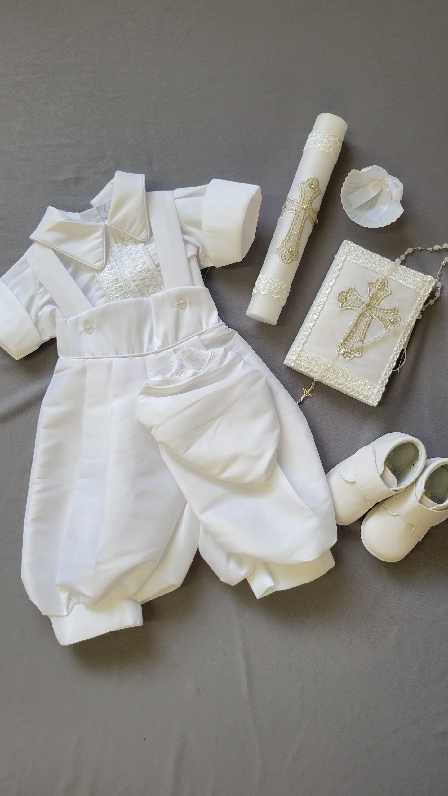 Ropon de Bautizo de Niño, Boy Christening Outfit, candle set. Cruz