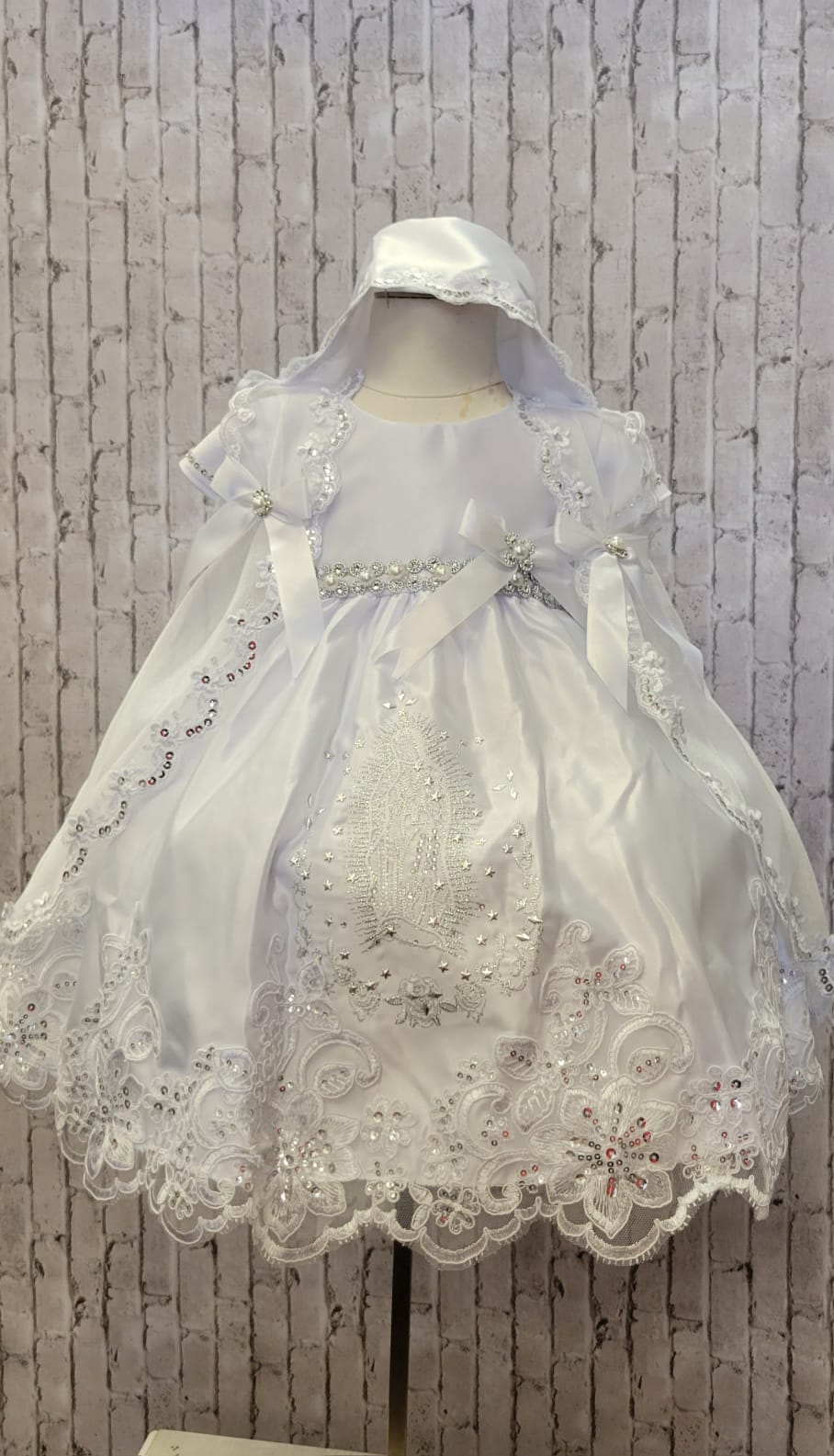 White Baptism/Christening Gown 2398