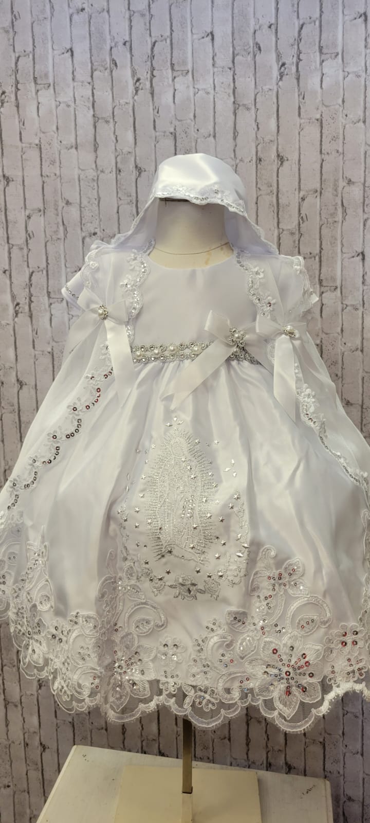 White Baptism/Christening Gown 2398