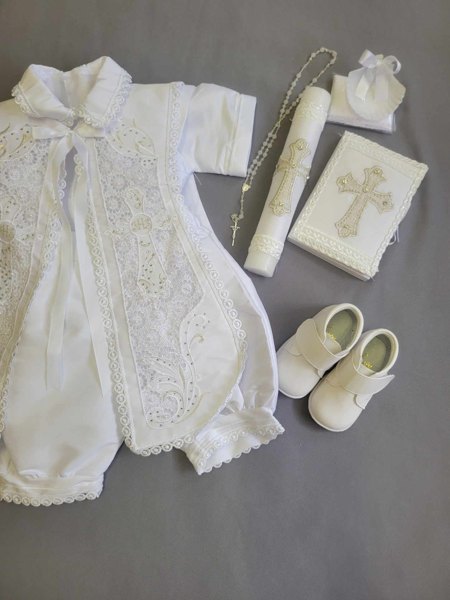 Ropon de Bautizo de Niño, Boy Christening Outfit, candle set.