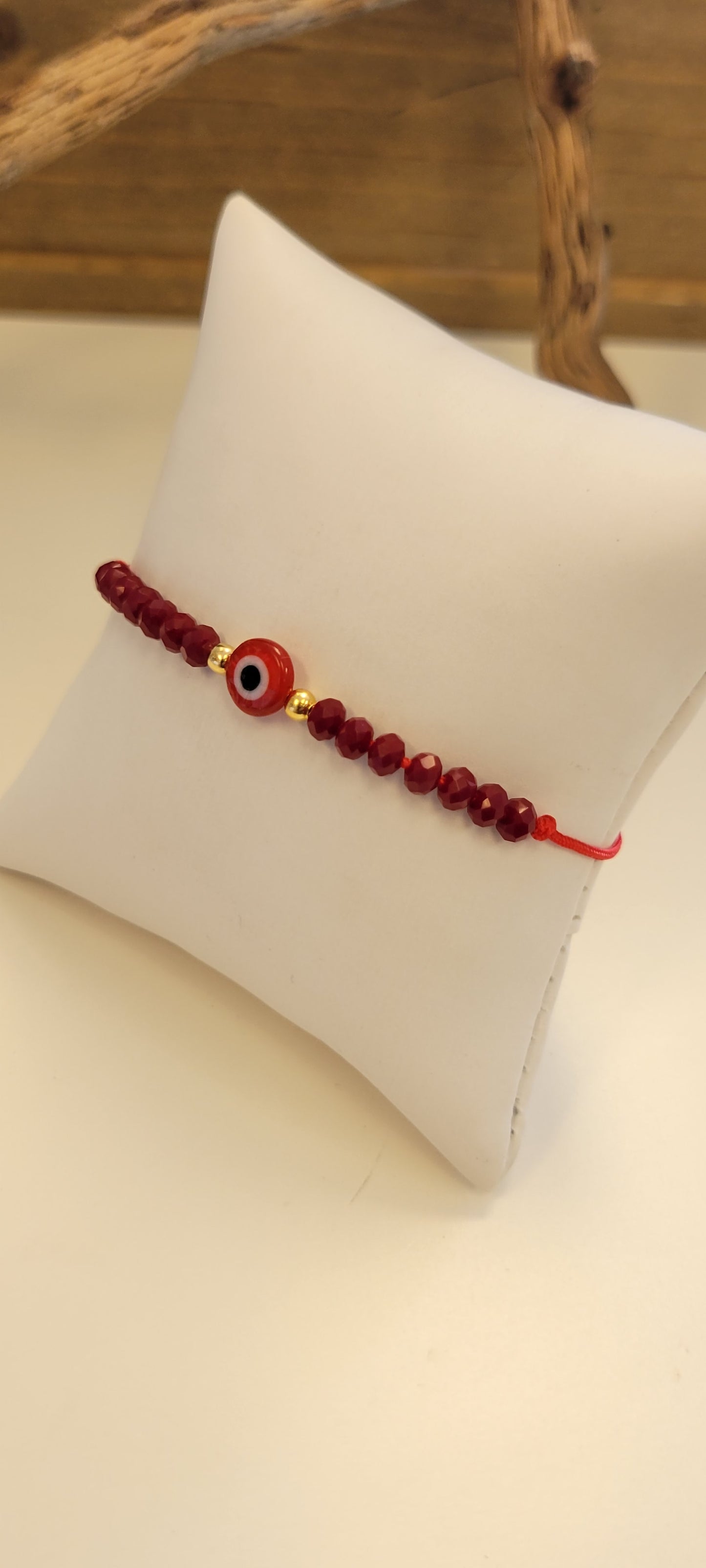 Red Eye Bracelet, pulsera de Proteccion.