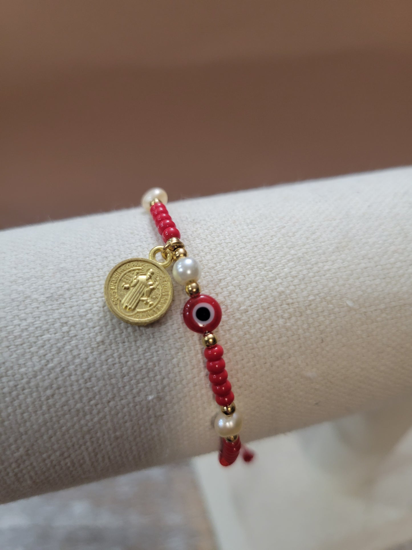 Pulsera  de proteccion, bendita. Evil eye red hamsa hand  Bracelet