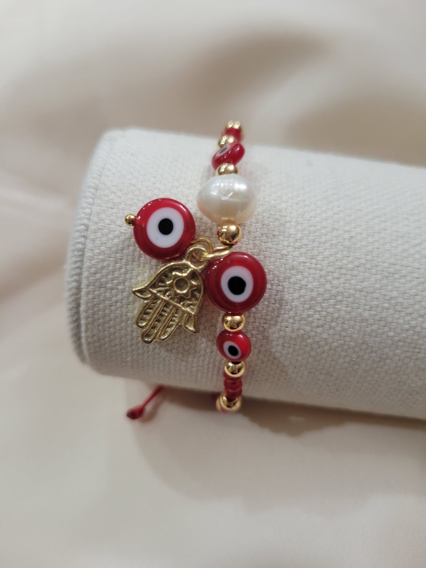 Pulsera  de proteccion, bendita. Evil eye red hamsa hand  Bracelet