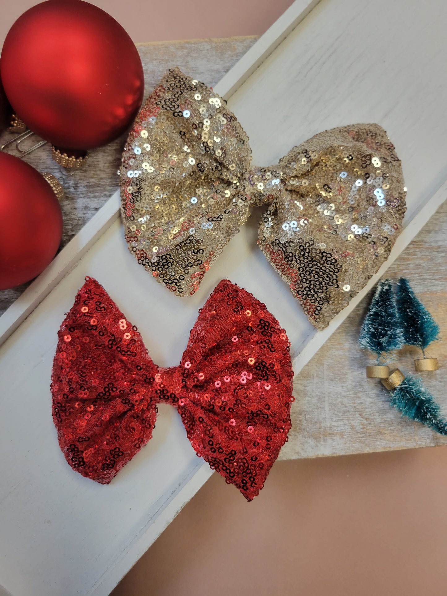 2 sequin Bows Bundle red and gold