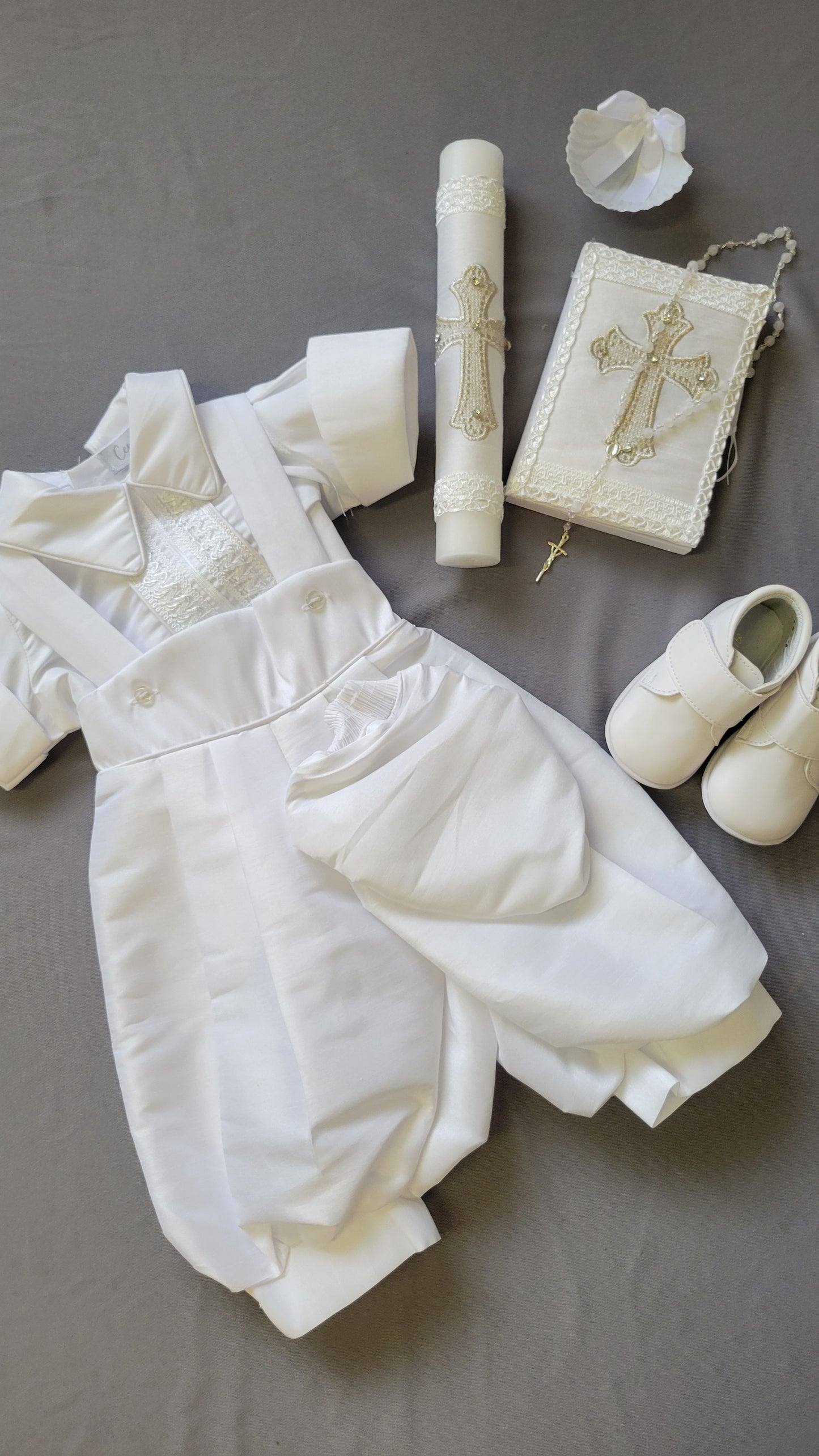 Ropon de Bautizo de Niño, Boy Christening Outfit, candle set. Cruz