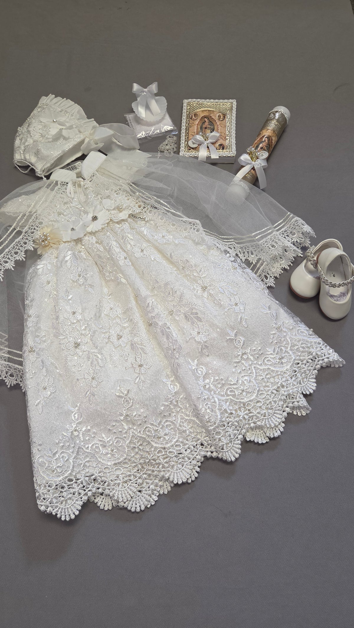 Ropon de Bautizo de Niña/baptism gown all included