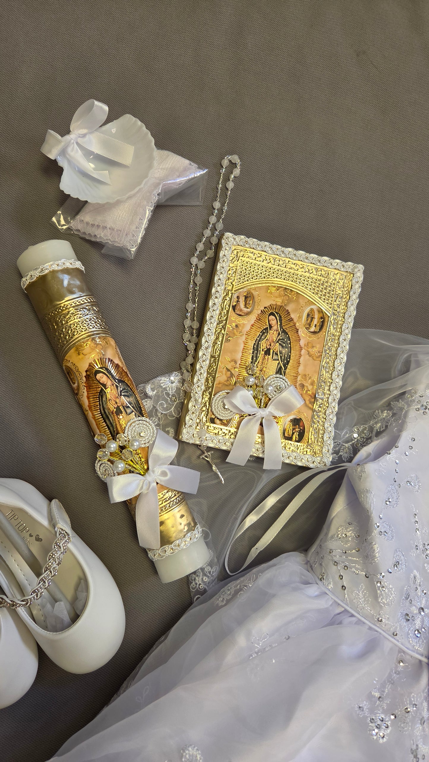 All included Baptism Dress, Christening Gown, cape, headband, bible candle,rosary,shell,cloth and shoes. ,paquete todo incluido de  Vestido de Bautizo
