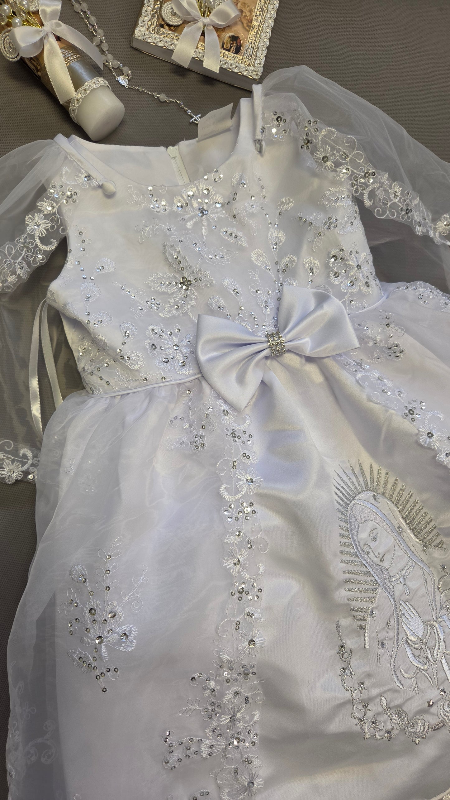All included Baptism Dress, Christening Gown, cape, headband, bible candle,rosary,shell,cloth and shoes. ,paquete todo incluido de  Vestido de Bautizo