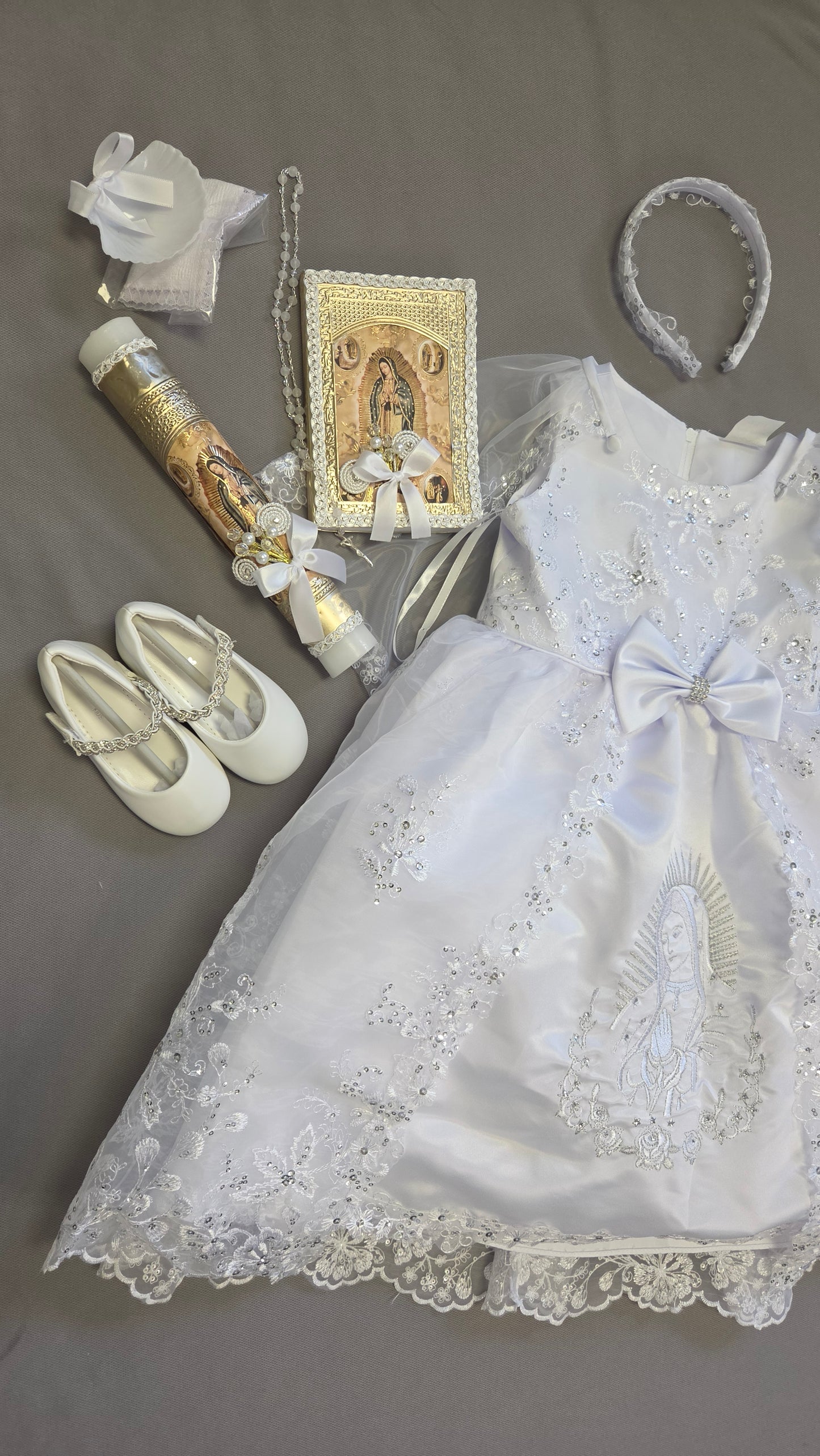 All included Baptism Dress, Christening Gown, cape, headband, bible candle,rosary,shell,cloth and shoes. ,paquete todo incluido de  Vestido de Bautizo