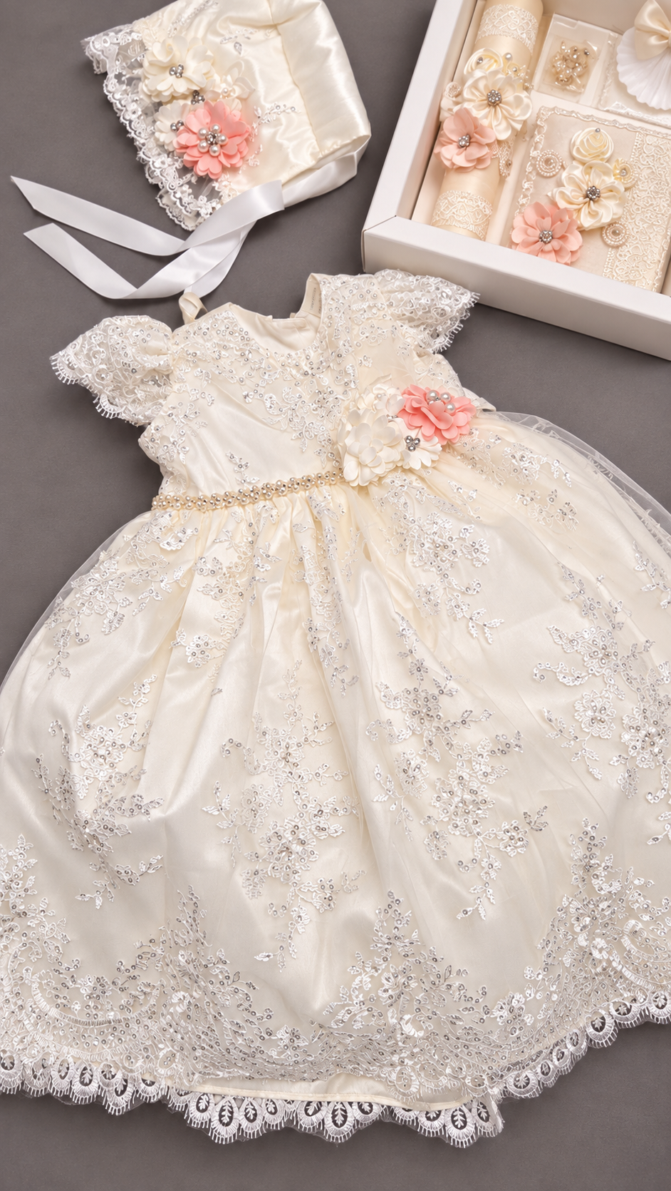 Ropon de Bautizo de Niña/baptism gown all included