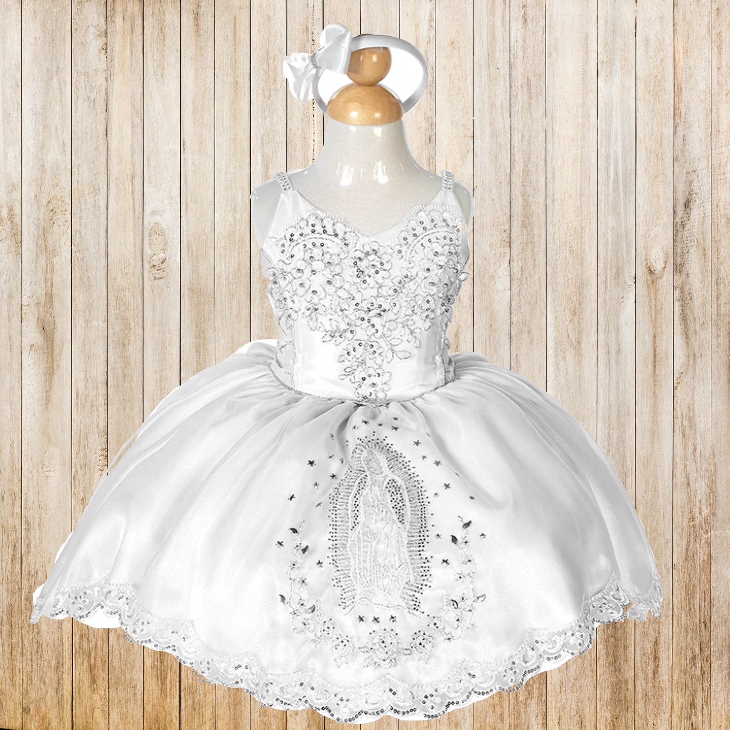 Baptism/Christening Gown AH114